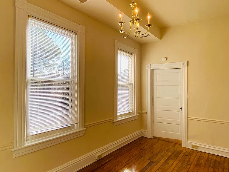 2525 Park Avenue — Photo 6