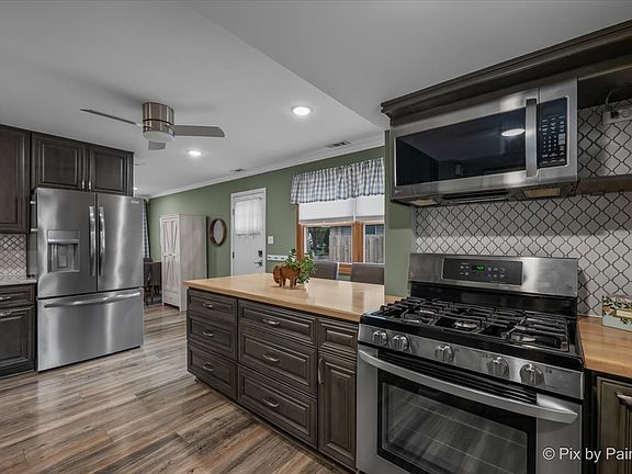 5th image of 3601 Bluebird Ln