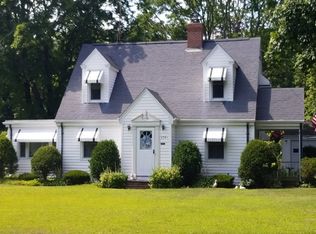 634A Alton Carolina Rd, Charlestown, RI 02813