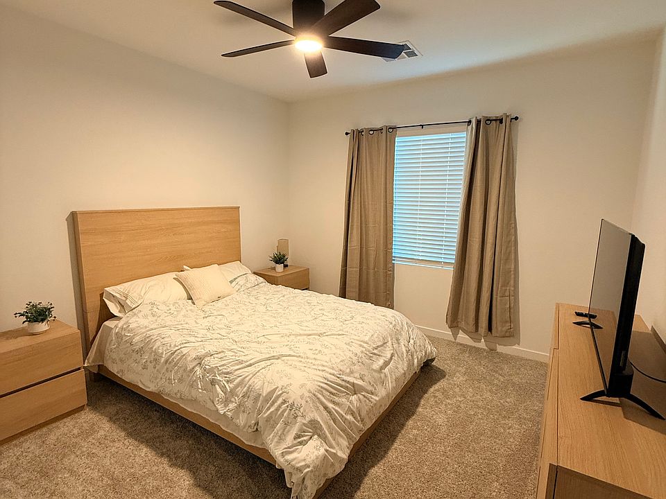 1st image of 1528 Maria Crossing Ave