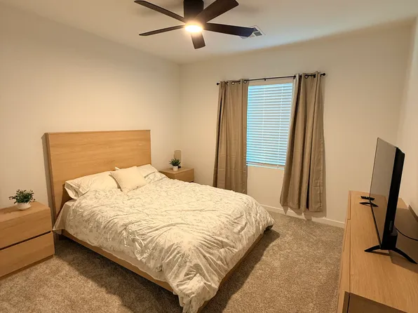 1528 Maria Crossing Ave, Henderson, NV 89002