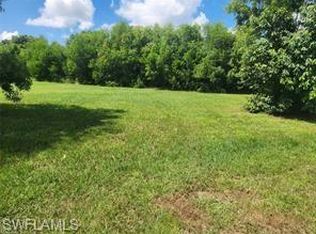 18097 Kensington Dr, Naples, FL 34114