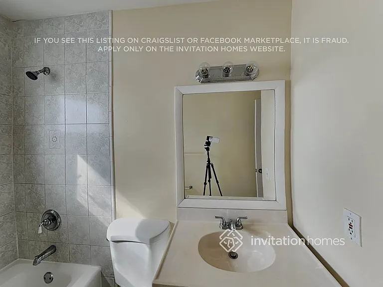 9853 SW 221st St — Photo 18