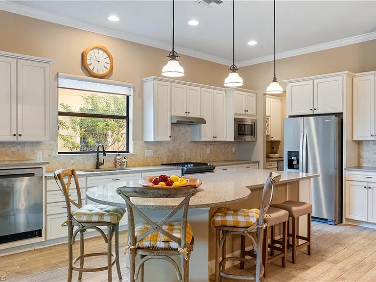 9418 Greyhawk Trl — Photo 7