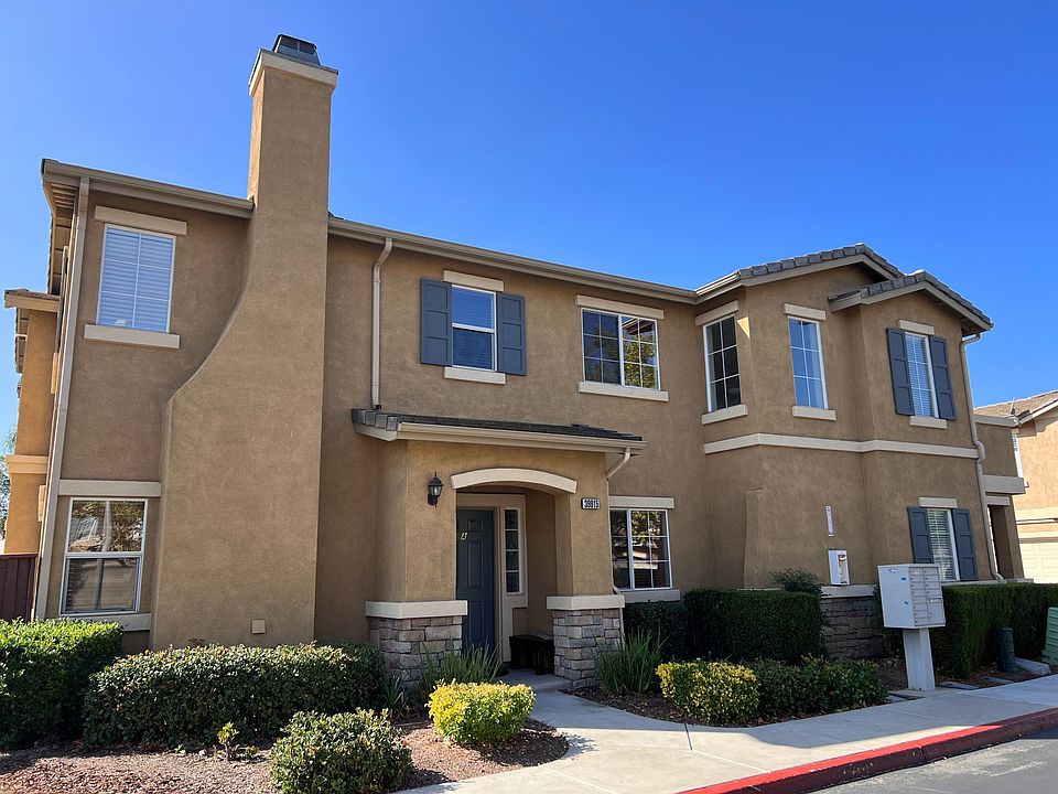 1st image of 39915 Millbrook Way