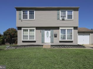 4 Vicksburg Rd, Clementon, NJ 08021