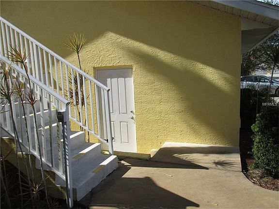 2nd image of 162 Boundary Blvd APT L