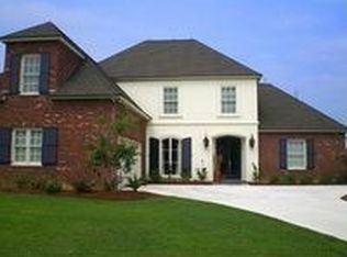 16467 Long Lake Dr, Prairieville, LA 70769