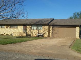 1028 N Springfield Ave, Anthony, KS 67003