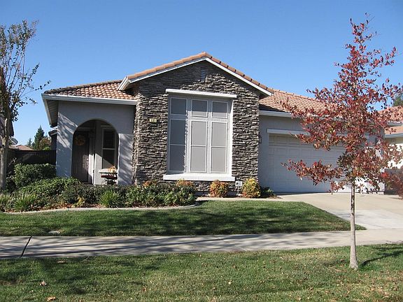 2nd image of 131 Mill Valley Cir N