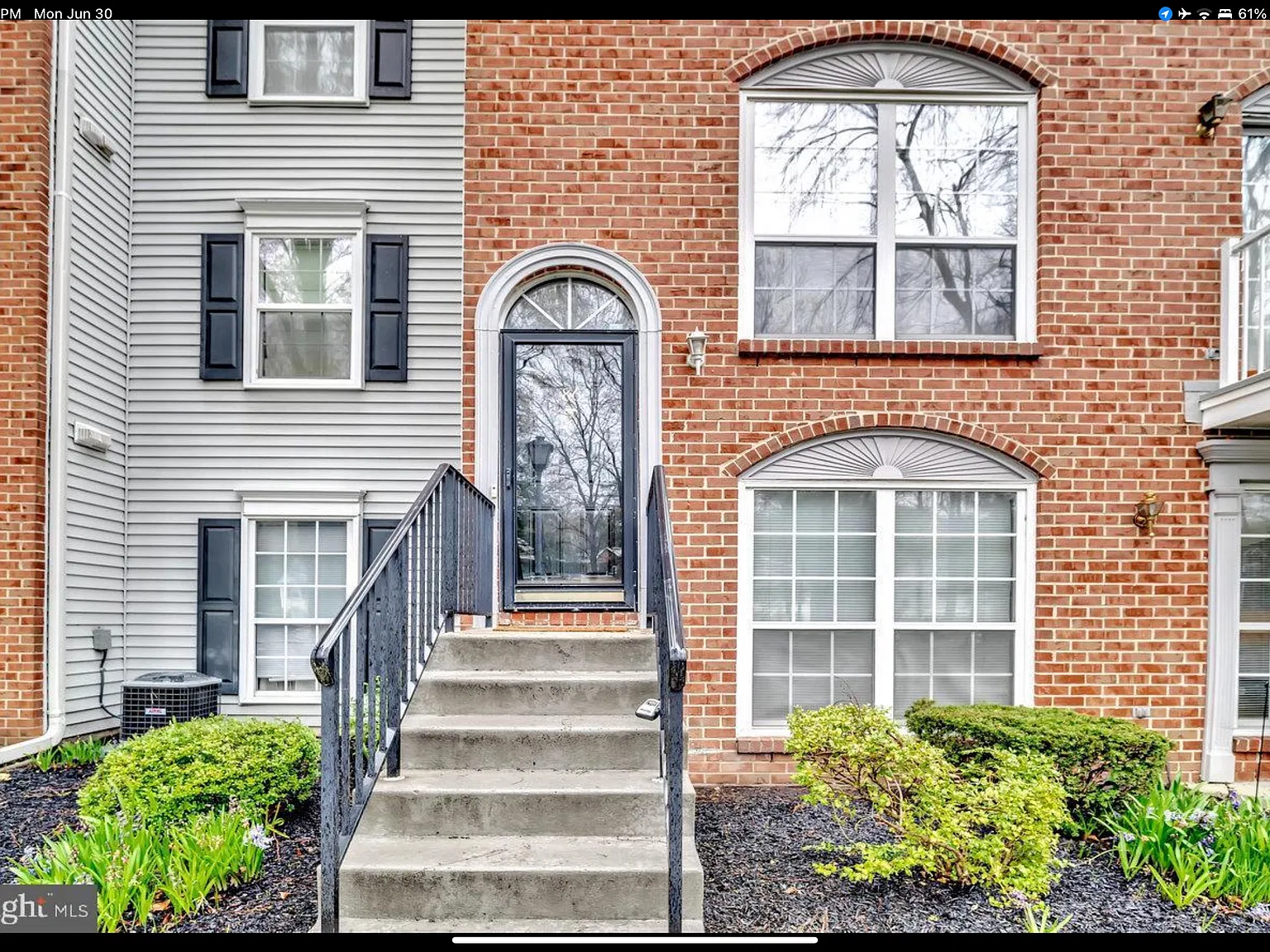 86 Chambord Ct — Photo 2