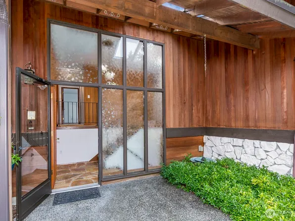 1115 NW 200th Street, Shoreline, WA 98177