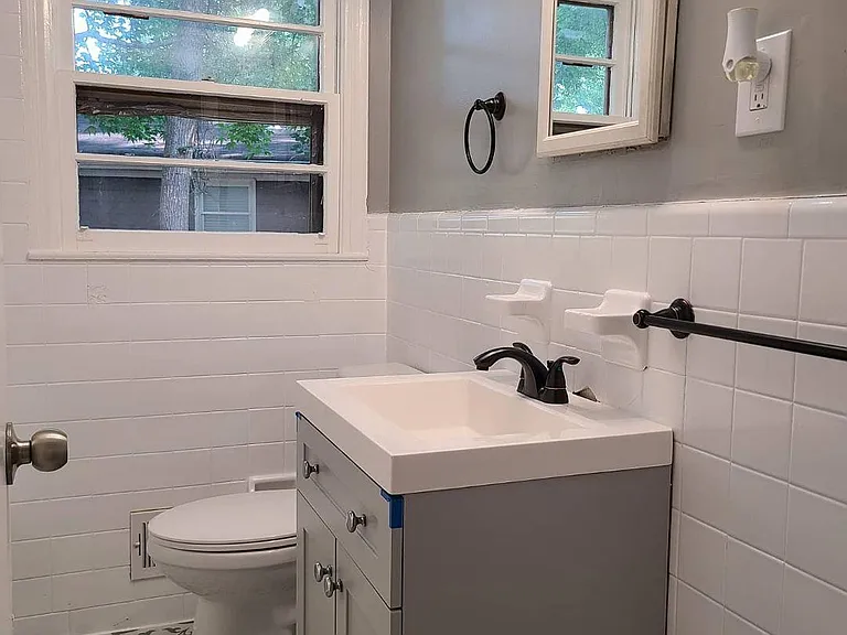 2431 Arkose Dr SW — Photo 9