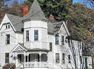 96 Main St, Cornish, ME 04020