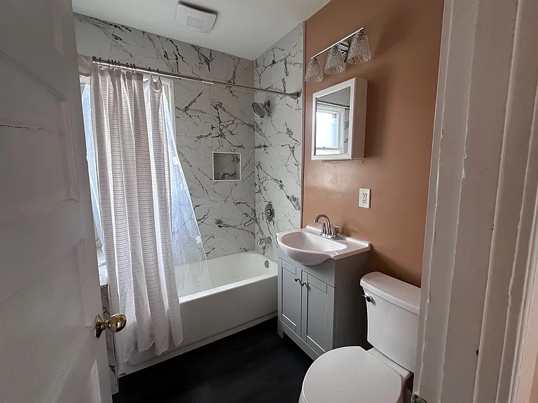 22-24 Bushnell St #3 — Photo 1