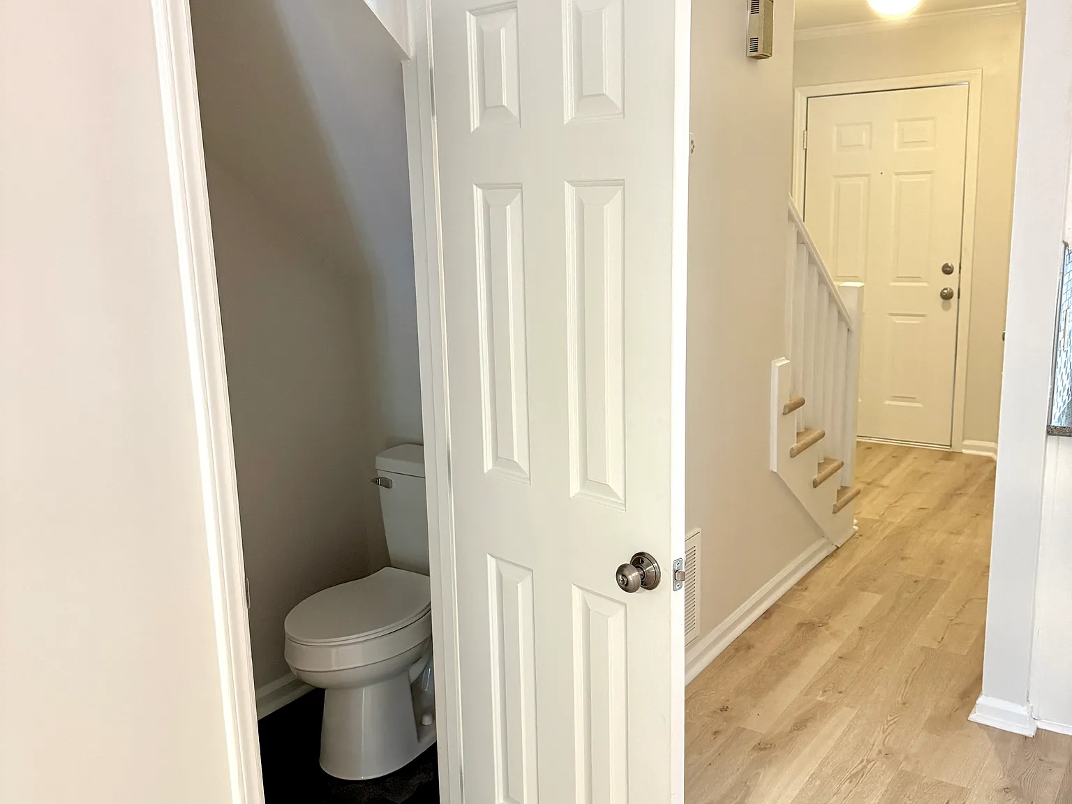 210 Kristin Court — Photo 3
