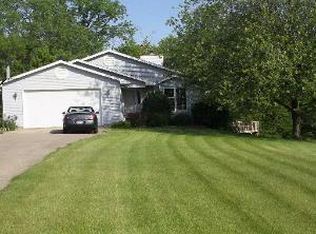 555 Timber Ridge Rd, Princeton, IL 61356