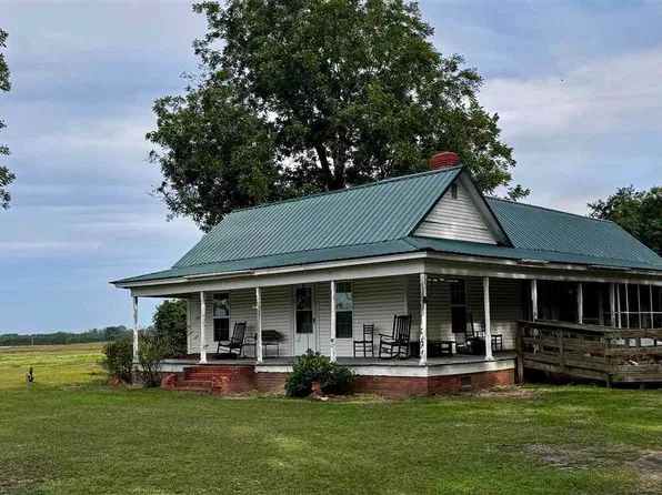 3730 Pearson Rd, Bennettsville, SC 29512
