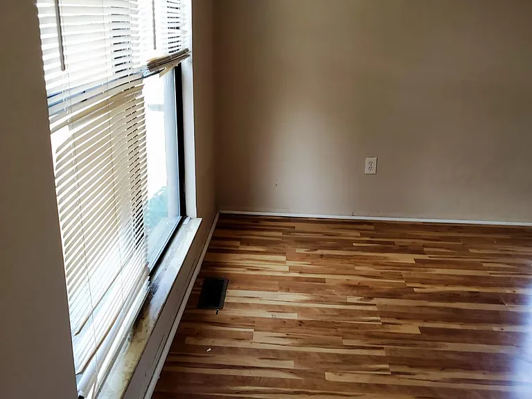 2721 Roundtree Dr — Photo 14