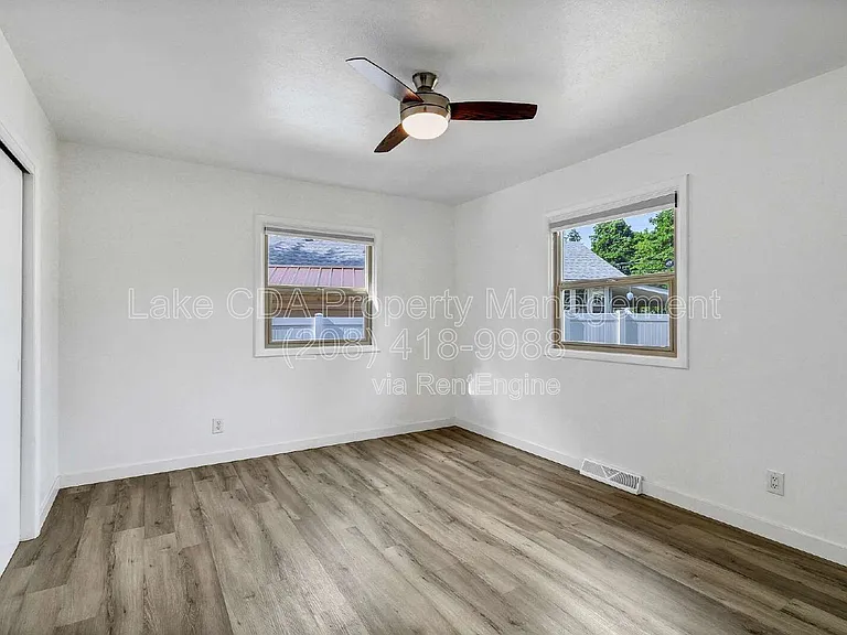 506 S 15th St — Photo 11