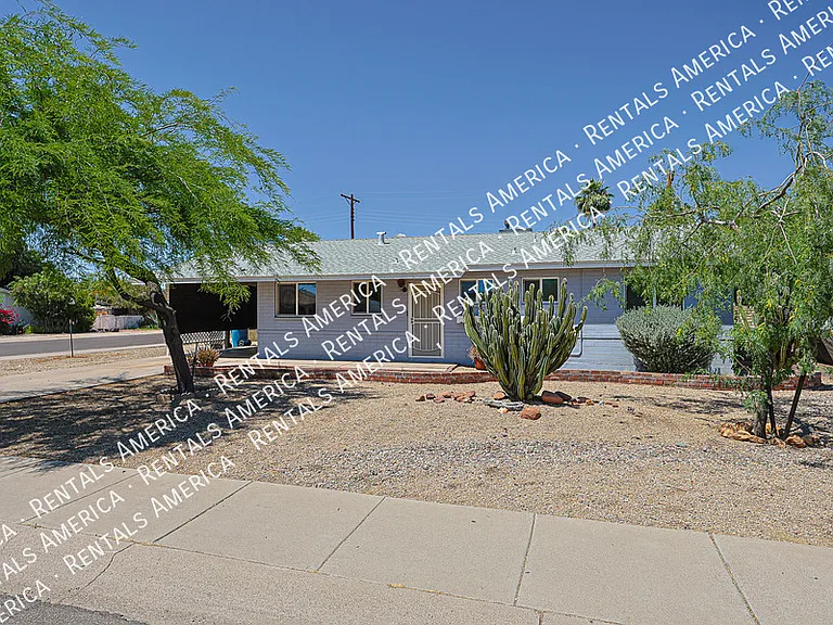 2114 W Myrtle Ave — Photo 28