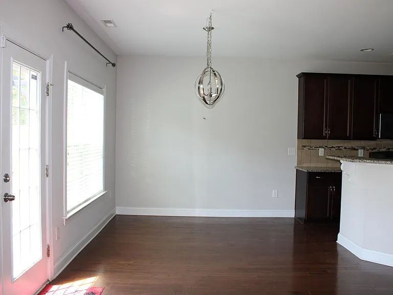 241 Vinewood Pl — Photo 21