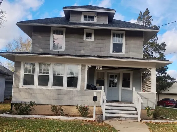 664 Algona Ave, Elgin, IL 60120