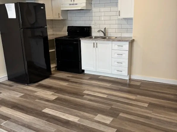4821 52nd St #18, Red Deer, AB T4N 2C6