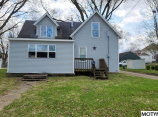 221 13th St SE, Mason City, IA 50401