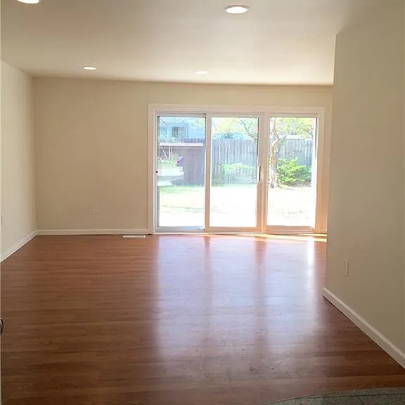 4307 Cypress Dr — Photo 18