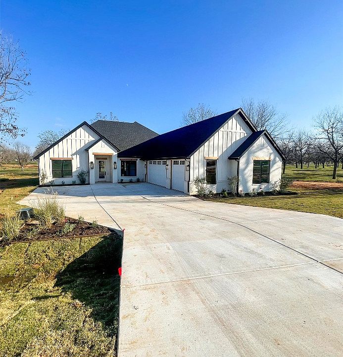 1st image of 2509 Birchwood Dr