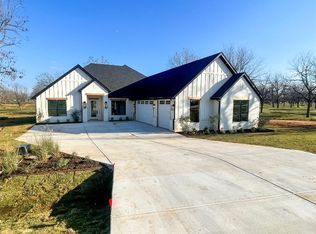 2509 Birchwood Dr, Granbury, TX 76049