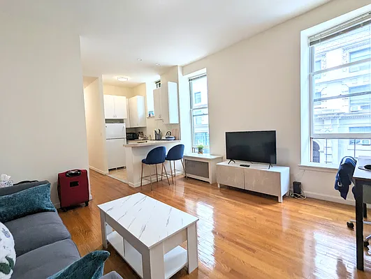 Rented by Manhattan Spaces | media 1