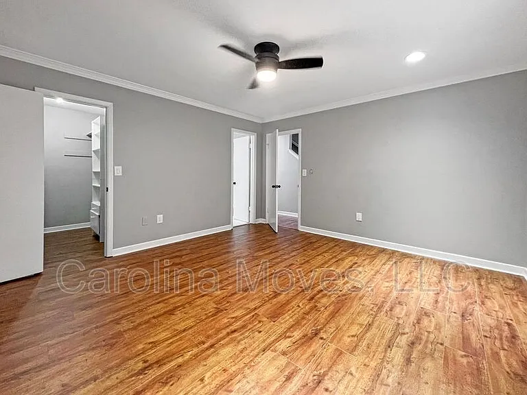 419 Sparrow Hawk Ct — Photo 11