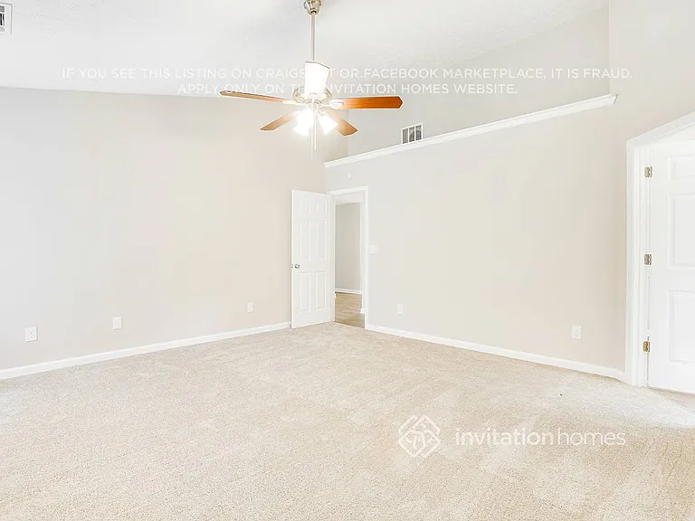 308 Devonshire Dr — Photo 17