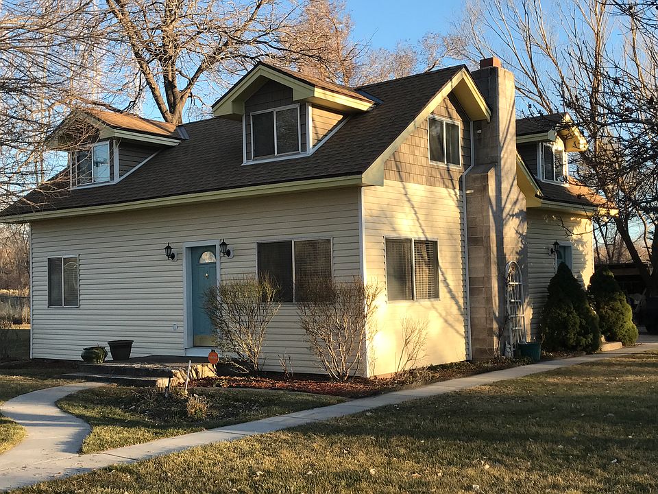 New Vinyl Siding March 2017