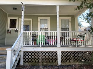 34 Lexington St APT 2, Dover, NH 03820