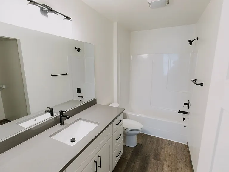 9669 N Buttercup Ln — Photo 9