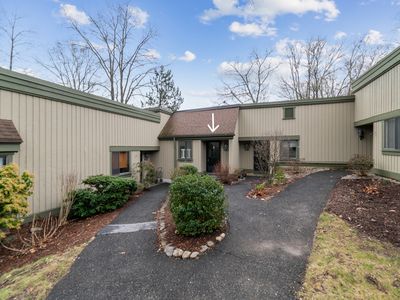 817 Heritage Vlg #B, Southbury, CT, 06488