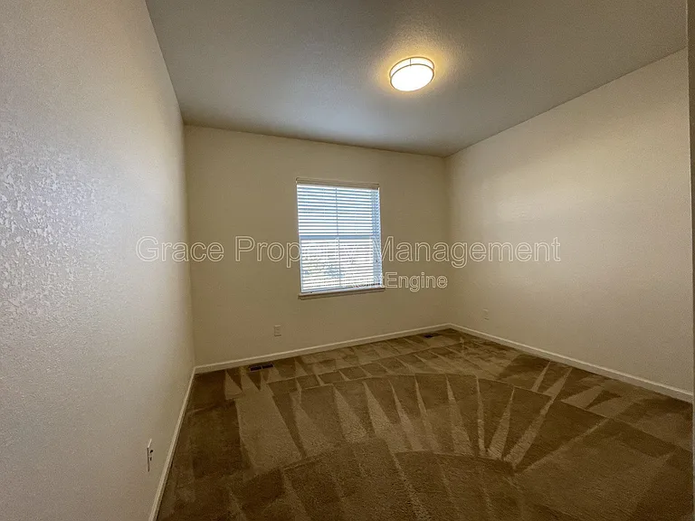 618 W 171st Pl — Photo 4