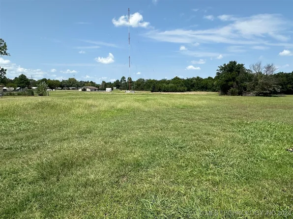 19 W Morris Ave, McAlester, OK 74501