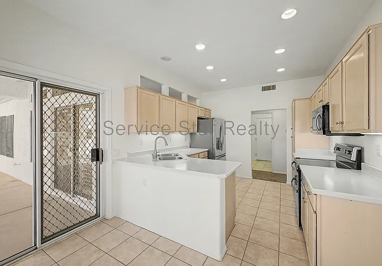 22804 N Cherokee Ln — Photo 15