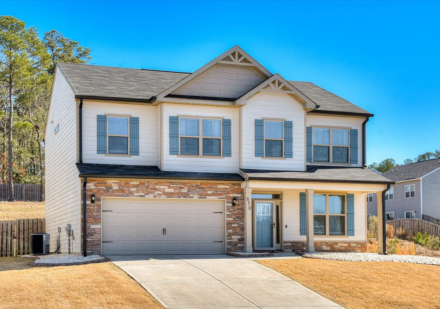 4 bedroom, 2.5 bathroom home in Harlem, GA with fenced yard and double car garage - pet friendly! — Photo 2