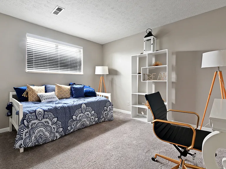Heritage Hill Estates Apartments — Photo 16