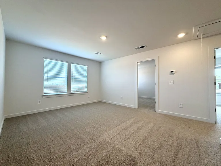 2372 Woodmeadow Dr — Photo 21