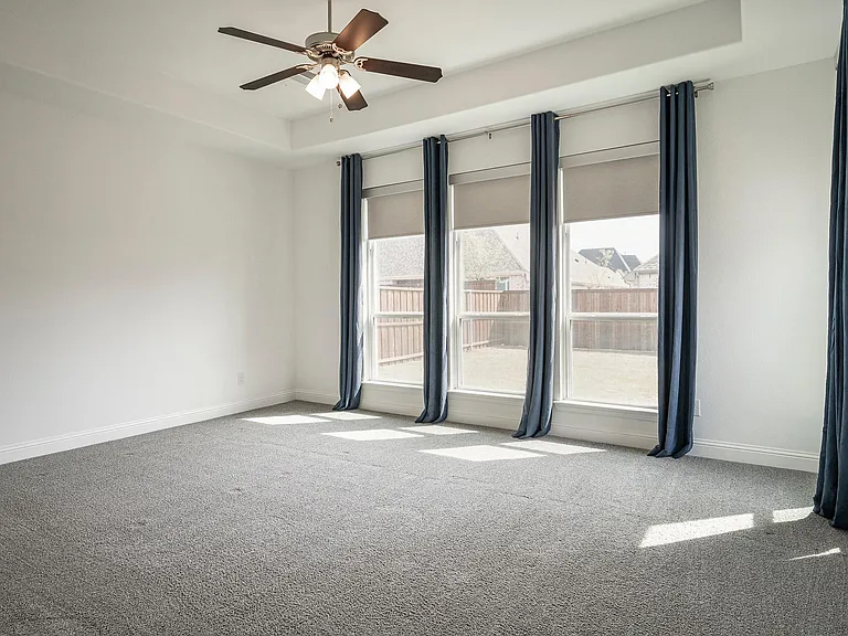 2351 Waterford Way — Photo 11