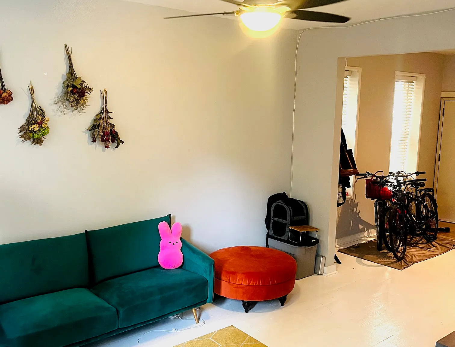 2 bed, 1.5 bath, 1200 sqft, $2,800 — Photo 2