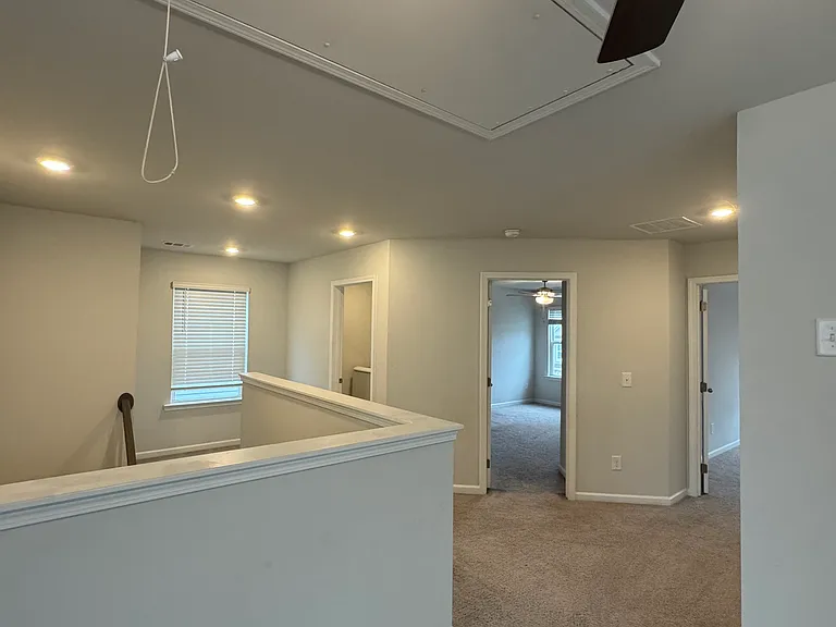 52 Briarwood Dr E — Photo 10