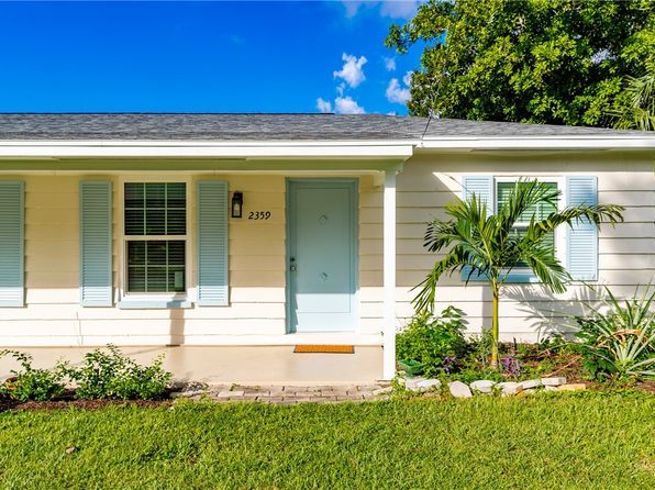 2359 De Soto Ave