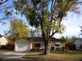 2548 Castlewood Dr, Sacramento, CA 95821